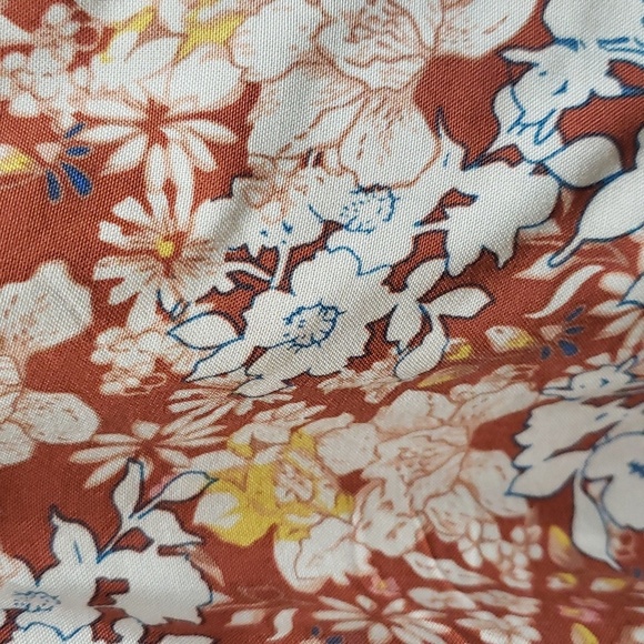 Cynthia Rowley NWT Puffed Raglan Three-quarter Sleeve Floral Top - Picture 3 of 6